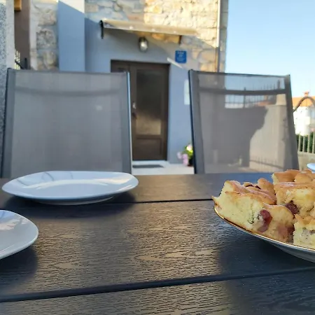 Gasthuis Kuca Za Odmor Lazaric Marčana